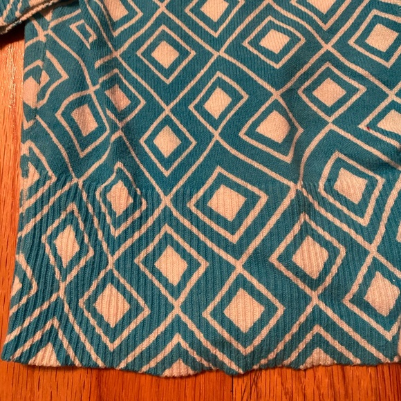 Blue and white button up sweeter - Picture 5 of 5
